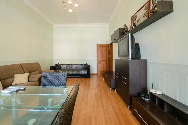 Апартаменты KievAccommodation in the center - 2 bedroom Apartment Киев-5